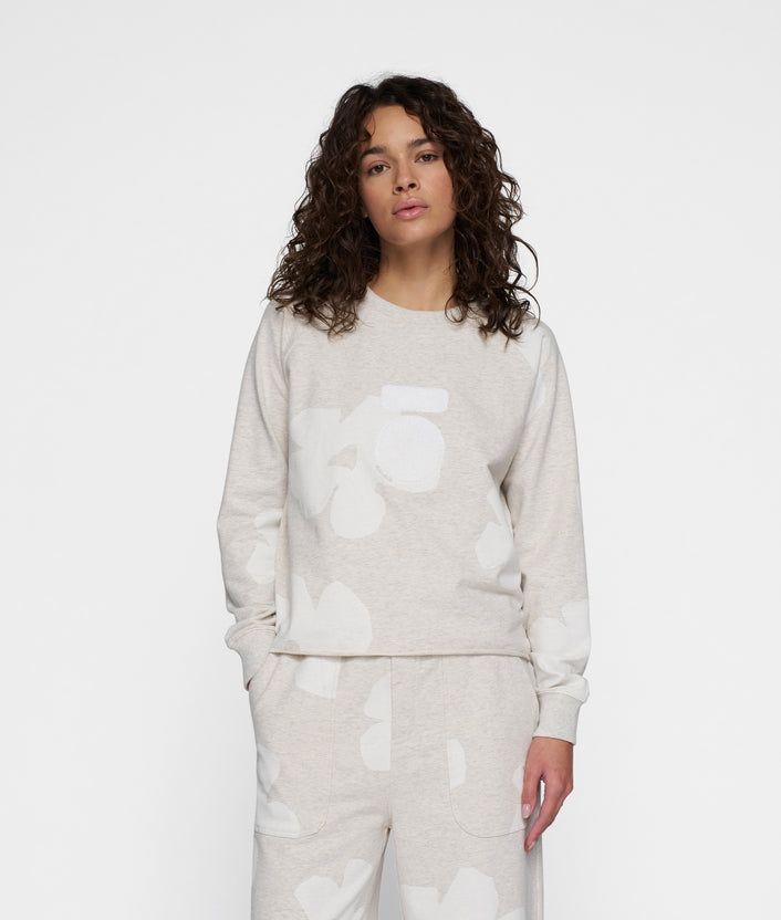 10days icon sweater flower soft white melee