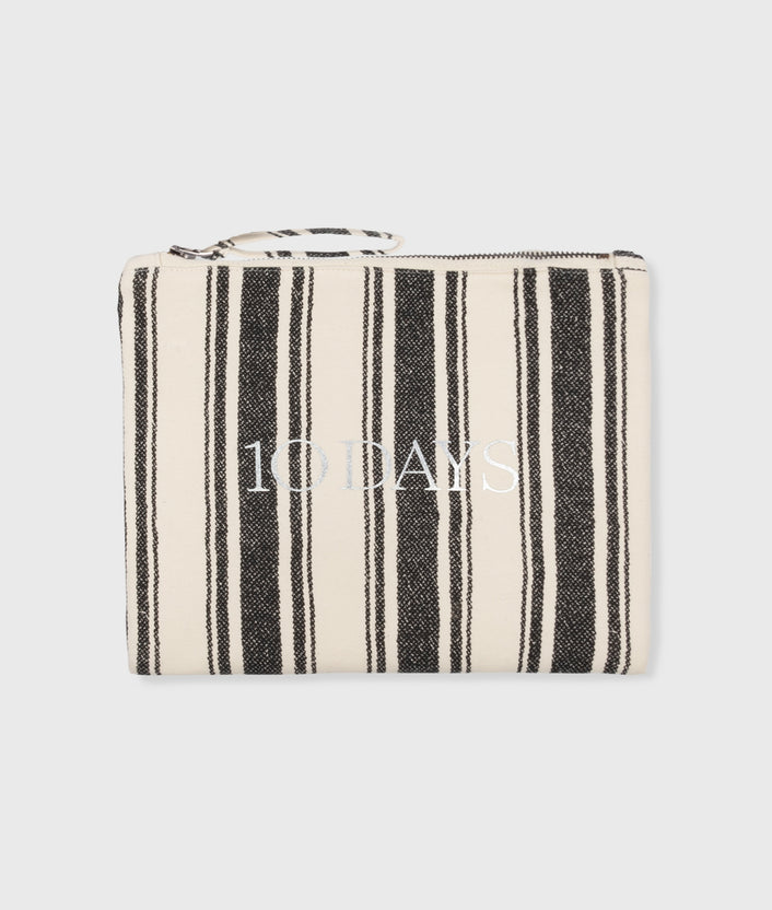 10days padded pouch fleece safari