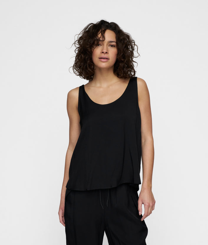 10days shiny tank top black