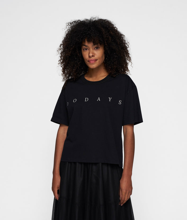 10days short sleeve tee logo black