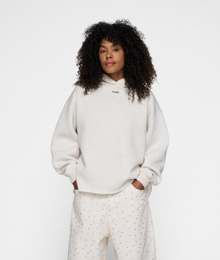 10days statement hoodie soft white melee