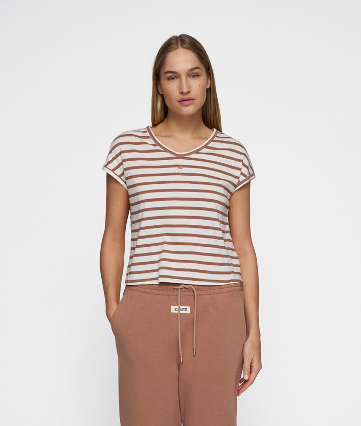 10days v-neck tee stripes ecru/fudge