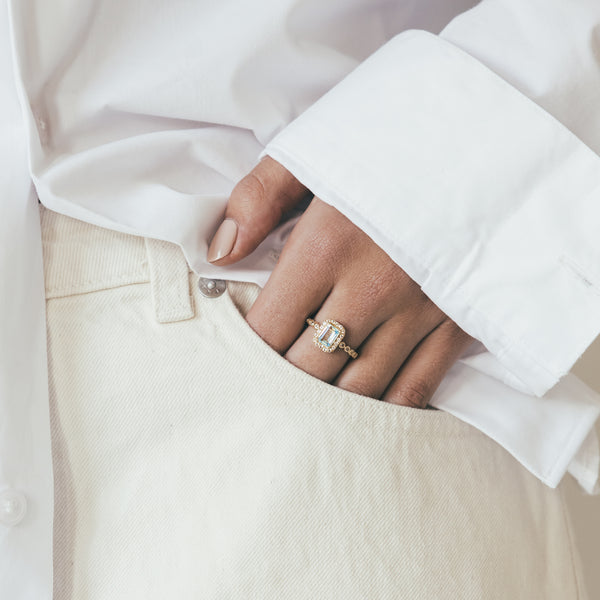 24kae 14K Massief Gouden Ring Met Blauwe Topaas Steen - 114003G