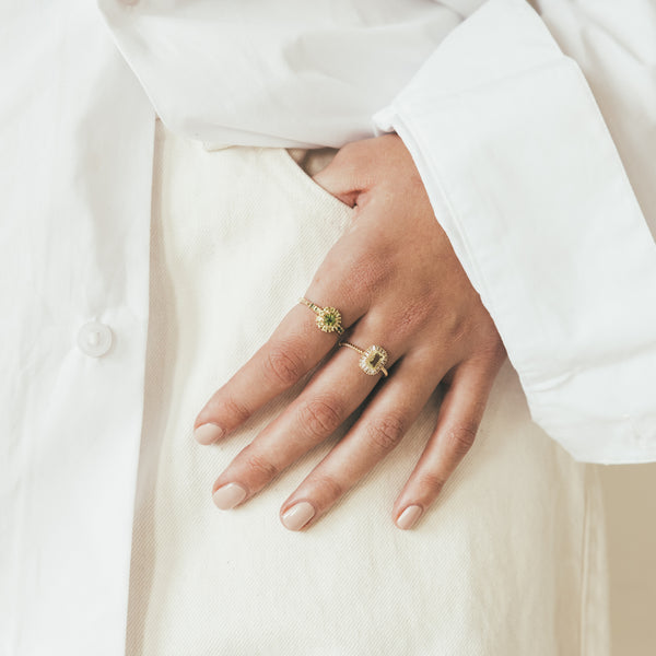 24kae 14K Massief Gouden Ring Met Groene Peridot Steen - 114002G