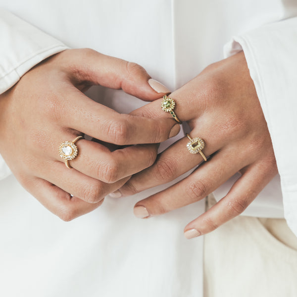 24kae 14K Massief Gouden Ring Met Groene Peridot Steen - 114002G