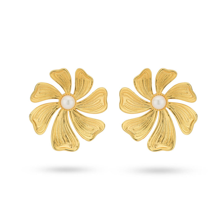 24kae Bold flower shaped earring with freshwater pearl - 434001B