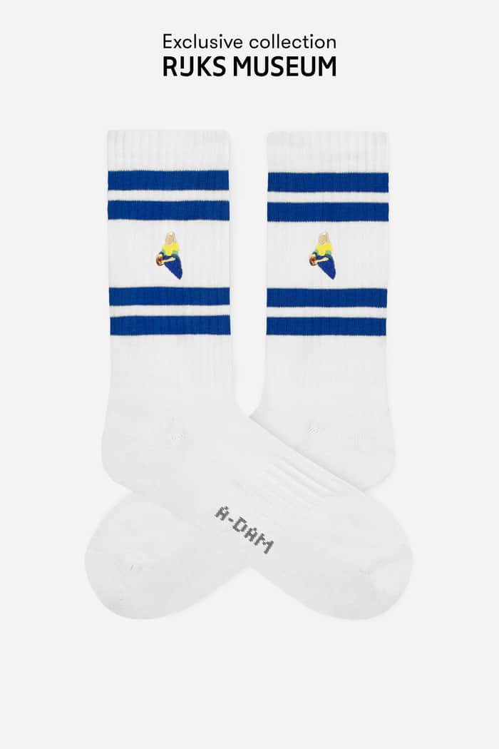 a dam underwear Milkmaid