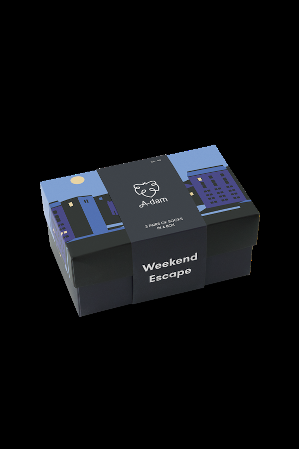 A Dam Underwear Weekend Escape