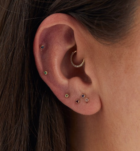 Anna Nina April Birthstone Piercing Front 14K