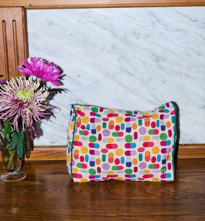Anna Nina Chill Pill Wash Bag
