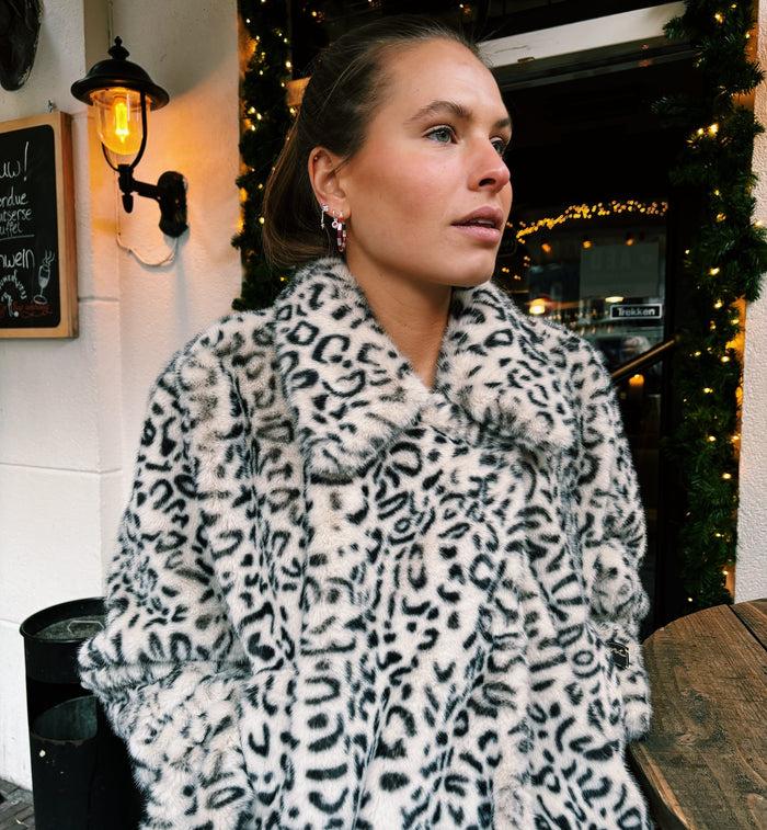 Anna Nina GANNI Leopard Faux Fur Jacket Brown