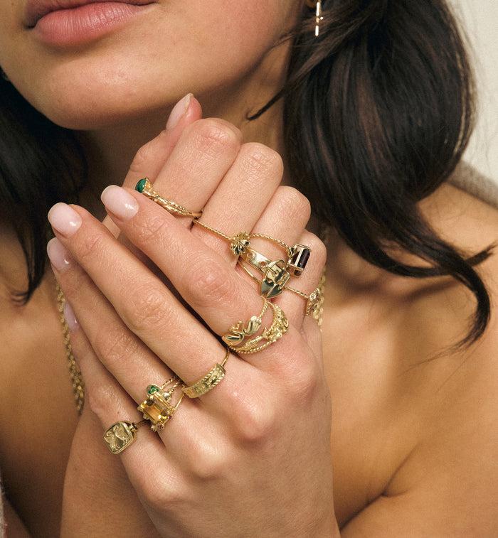 Anna Nina Golden Swans Ring 14K Yellow Gold