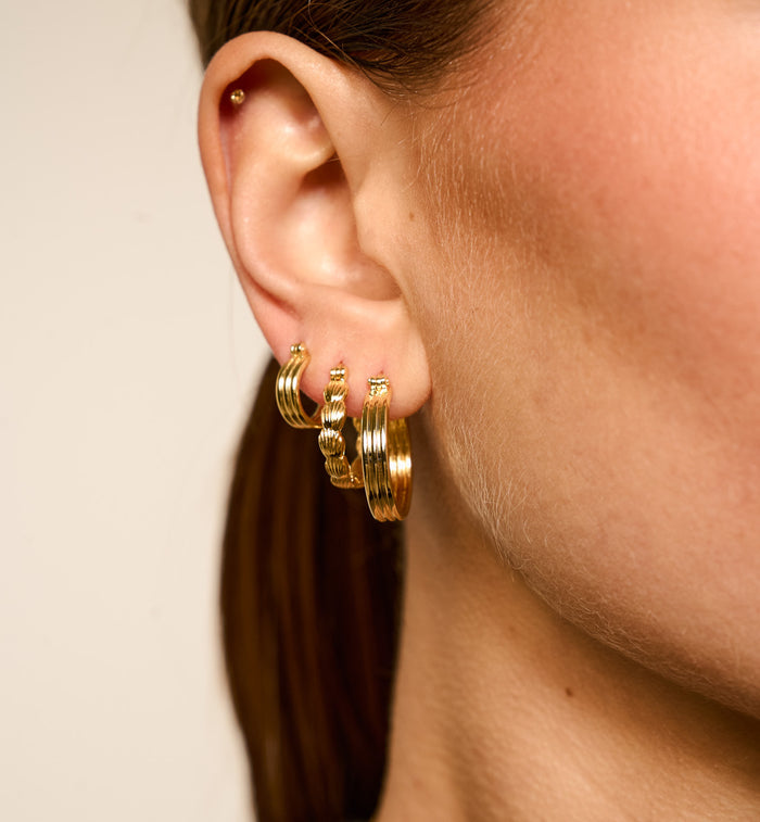 Anna Nina Poetic Hoop Earrings Gold Plated