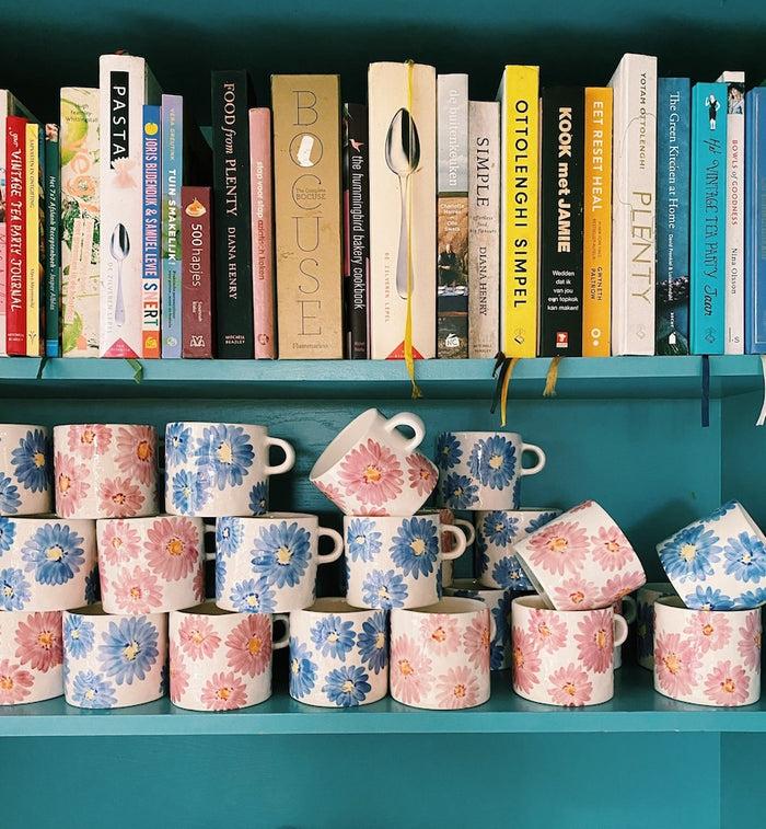 Anna Nina Rosegarden Mug Pink