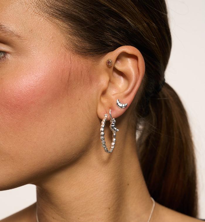 Anna Nina Single Croissant Ring Earring Silver