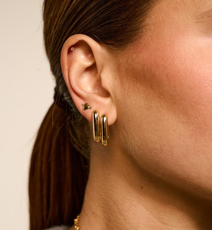 Anna Nina Single Cupid Stud Earring Silver