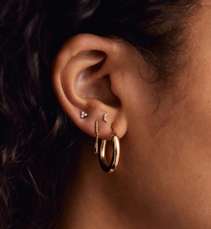 Anna Nina Single Golden Moon Stud Earring 14K