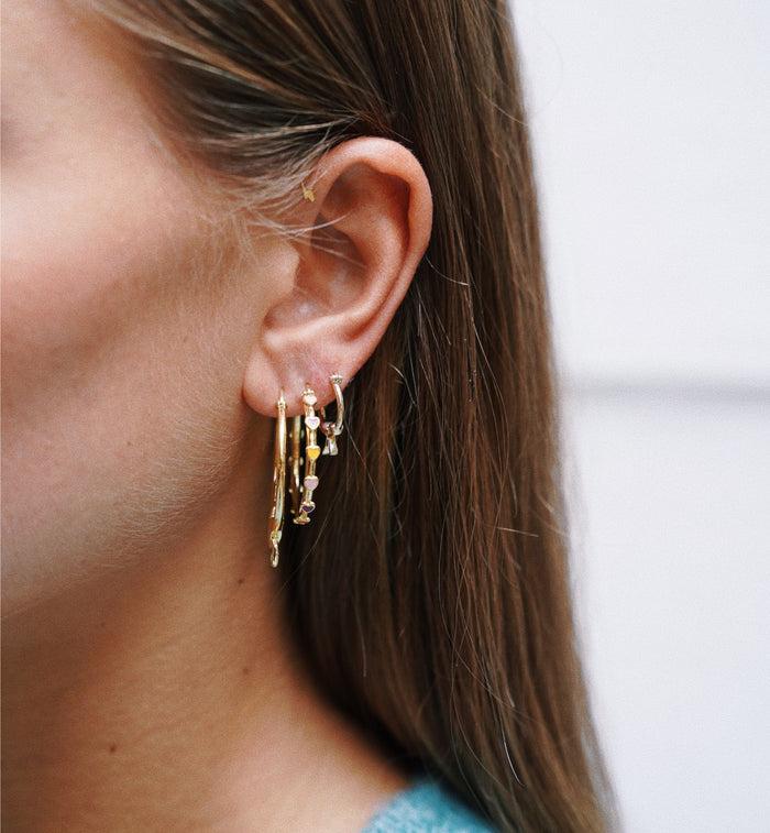 Anna Nina Single Golden Ribbon Hoop Earring 14K