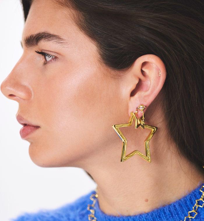 Anna Nina Single Saturn Stud Gold Plated