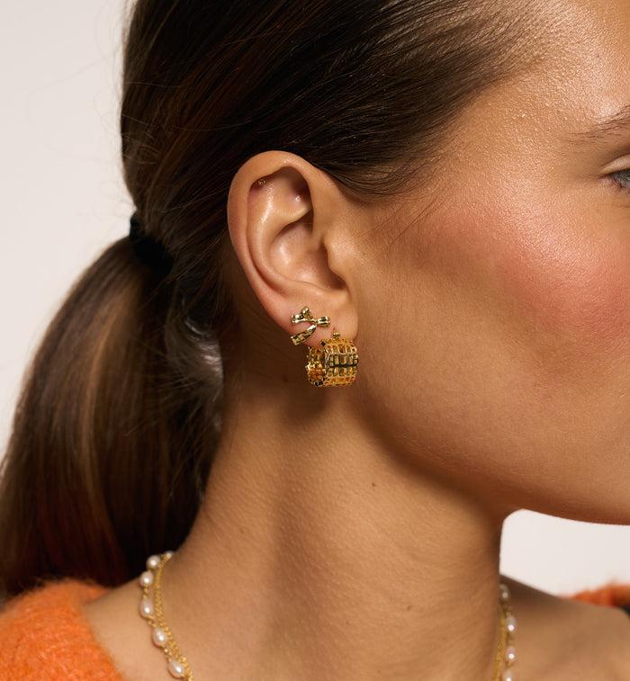 Anna Nina Single Small Bow Stud Gold Plated