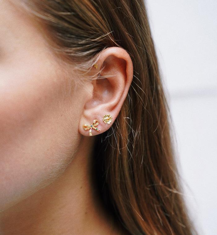 Anna Nina Single Tiny Poppy Stud 14K