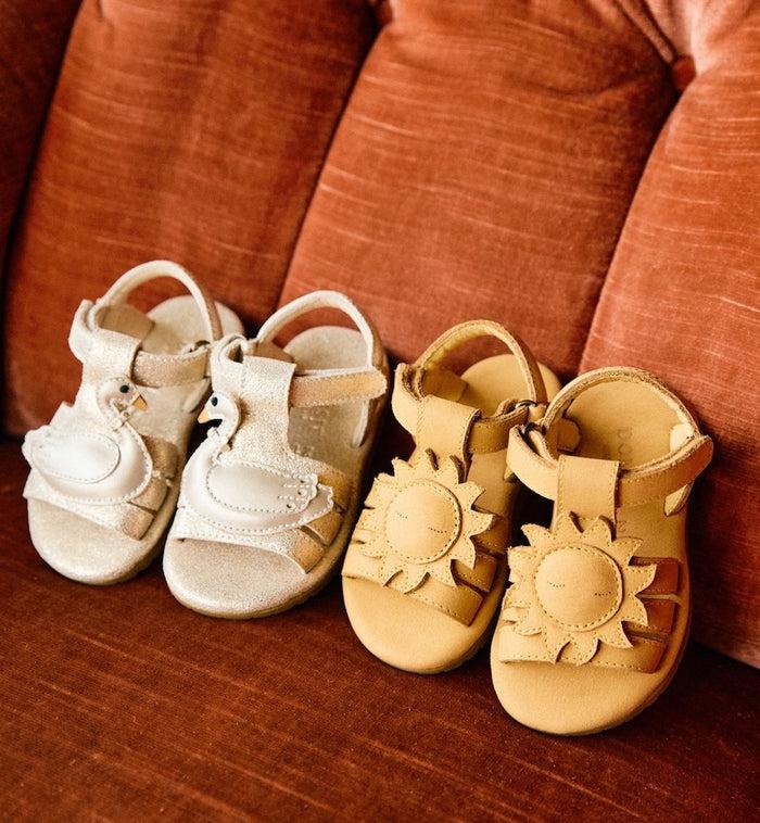 Anna Nina Tiny Swan Sandals Grey