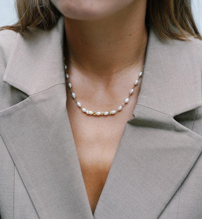 Anna Nina Twist A Classic Necklace