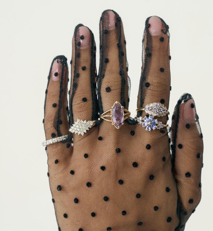 Anna Nina Vintage Camellia Radiance 9K