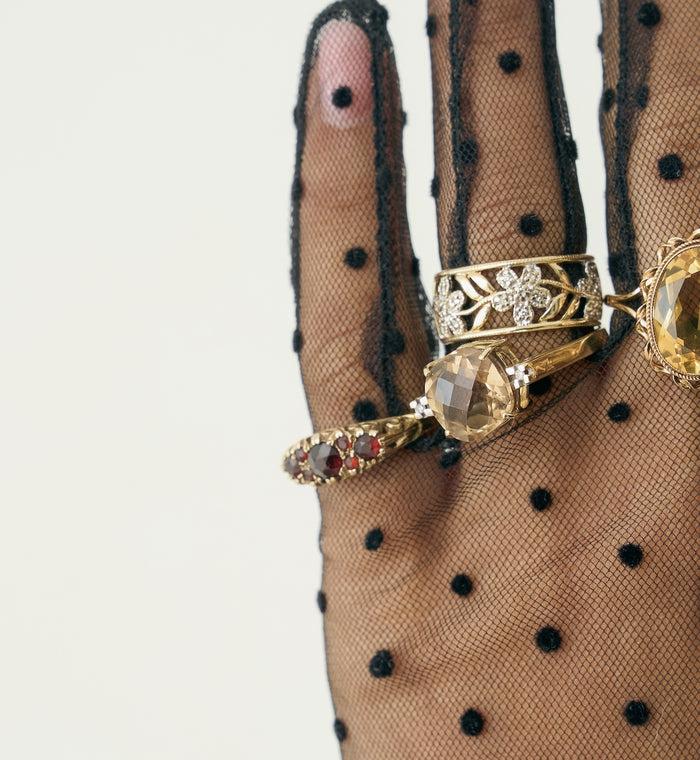 Anna Nina Vintage Fleur Amour Ring 9K