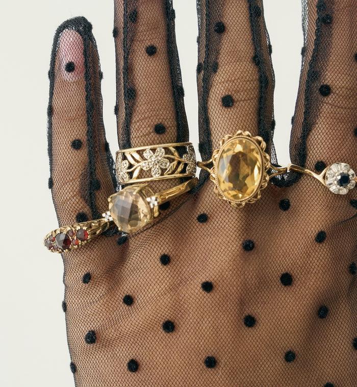 Anna Nina Vintage Golden Lily Ring 9K