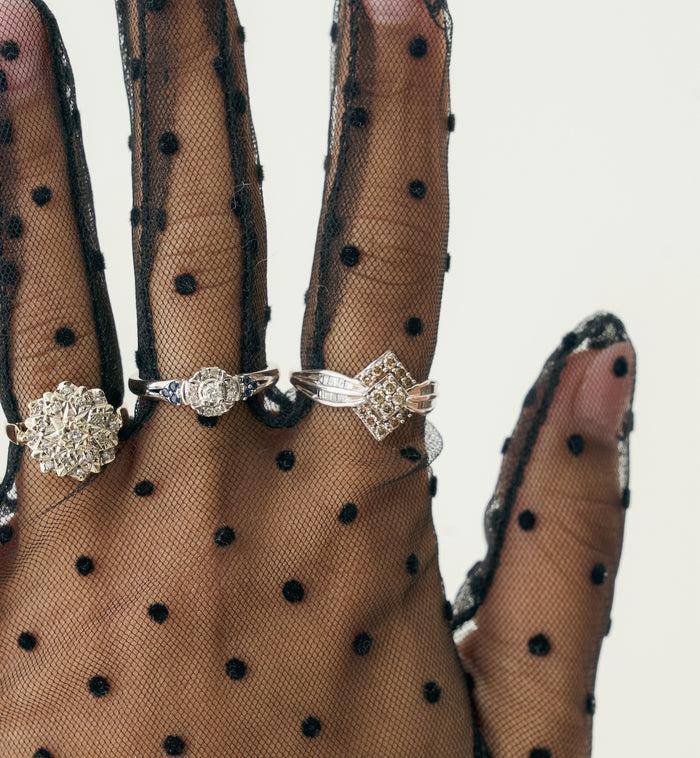 Anna Nina Vintage Lily Frost Ring 9K