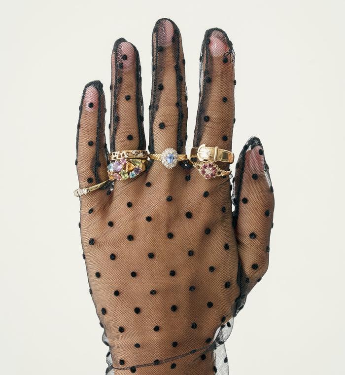 Anna Nina Vintage Luxe Loop Ring 9K