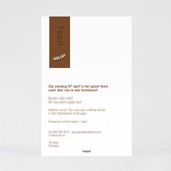 Ava Minimalistische Lentefeest Uitnodiging Met Lederlook Accent