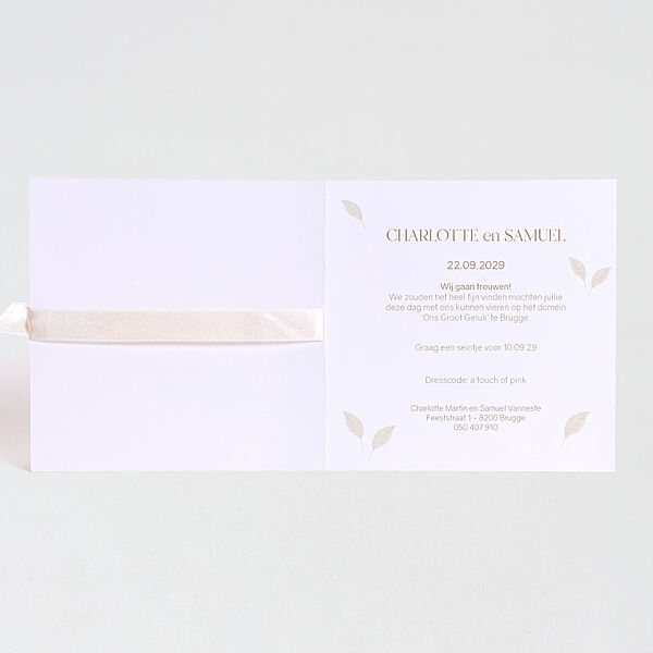 Ava Romantische Trouwkaart Vierkant Met Blaadjesmotief En Lint