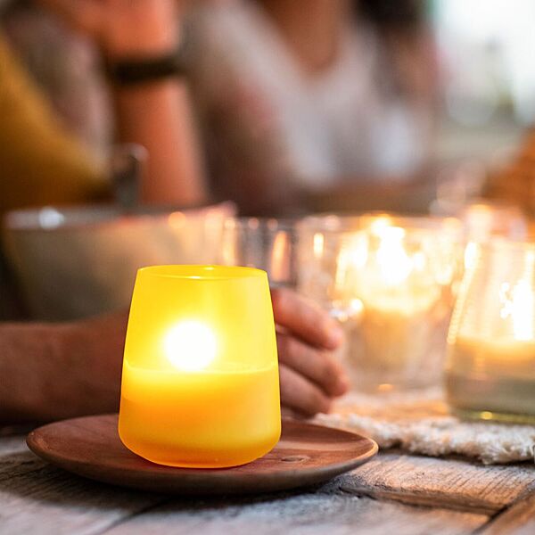 Ava Soft Glow Citronella Lemon Breeze H 9 5cm Ø 8 2cm 38u