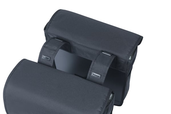 Basil Basil GO - Dubbele Fietstas - 32 Liter - Zwart