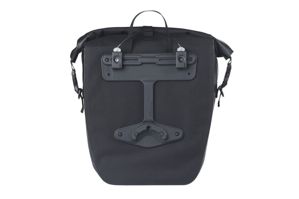 Basil Basil Navigator Waterproof L MIK Studs - Enkele Fietstas - 22 Liter - Zwart