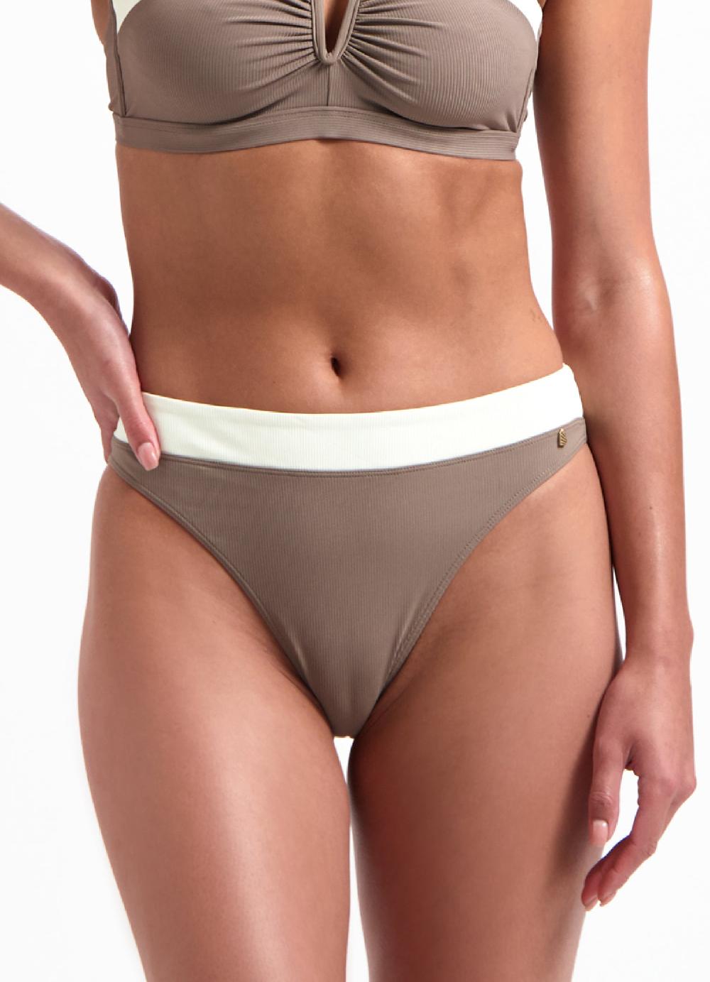 beachlife Walnut & Vanilla brazilian bikinibroekje