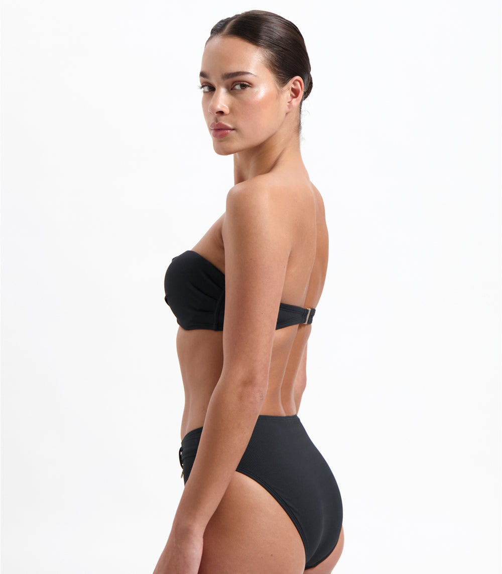 Beachlife Vanilla And Black High Waist Bikinibroekje