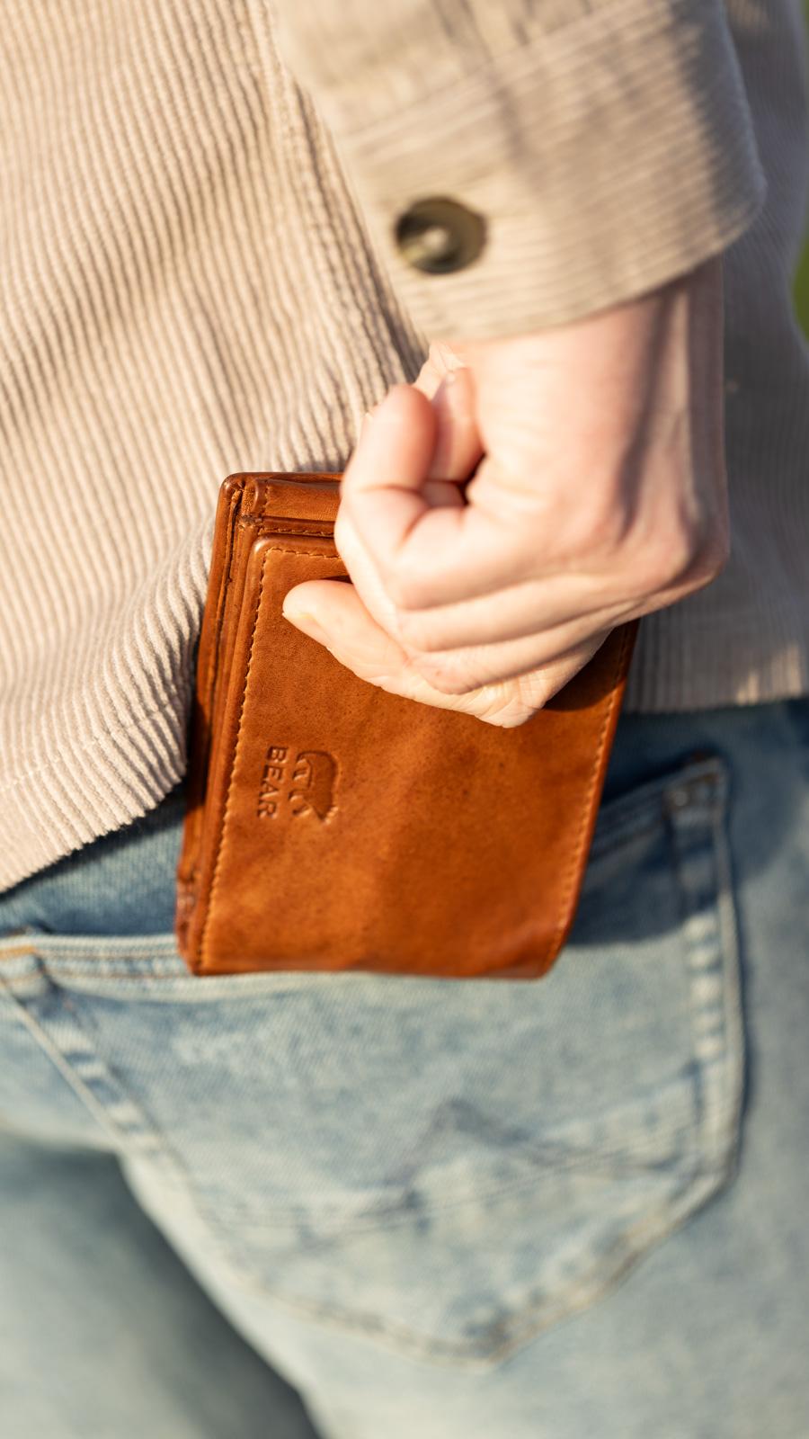 bear design Billfold ‘Jan’ – CL 18840