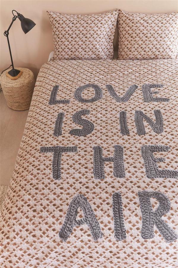 Beddinghouse Ariadne At Home Love Is Dekbedovertrek