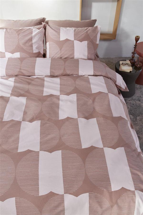 Beddinghouse Vtwonen Check Mate Dekbedovertrek - Steenrood