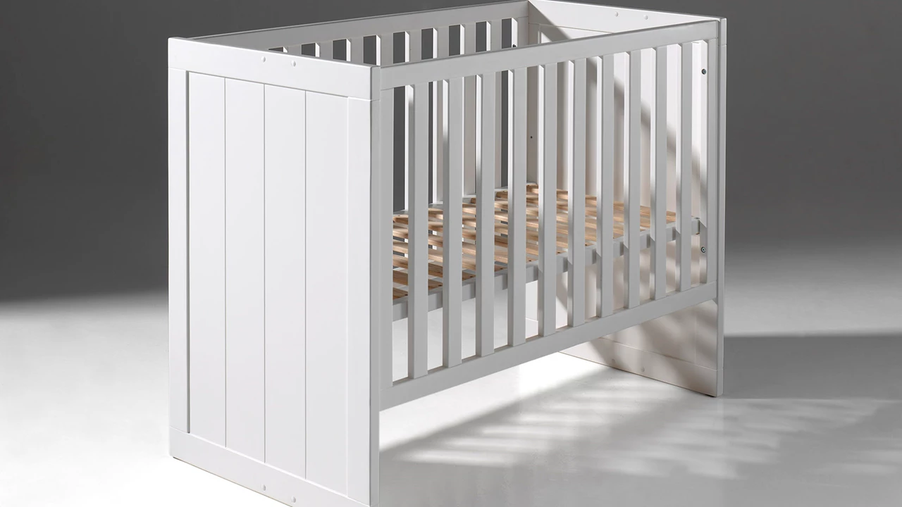 beter bed Babyledikant Erik