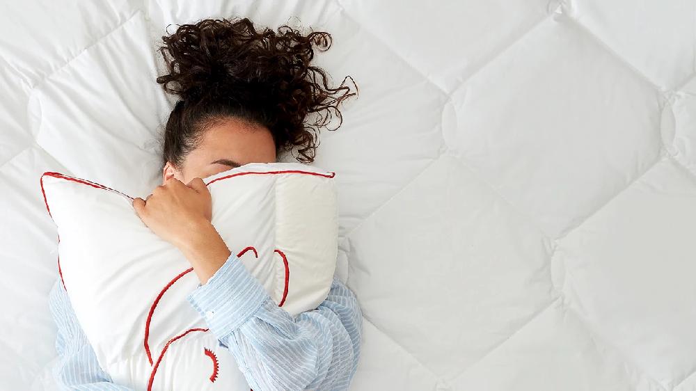 Beter Bed Neksteunkussen Silvana Support Rood