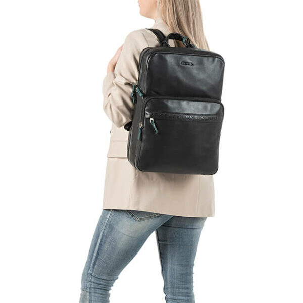Burkely BOLD BOBBY BACKPACK 15.6″ 1005600.84.10_STR