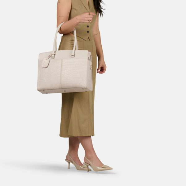 Burkely COOL COLBIE WORKBAG 15.6” 1000432.29.01_STR