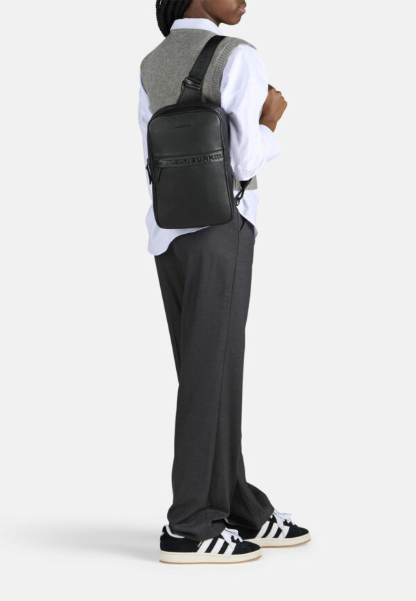 Burkely MINIMAL MASON SLING BAG 10.9” 1000830.64.10