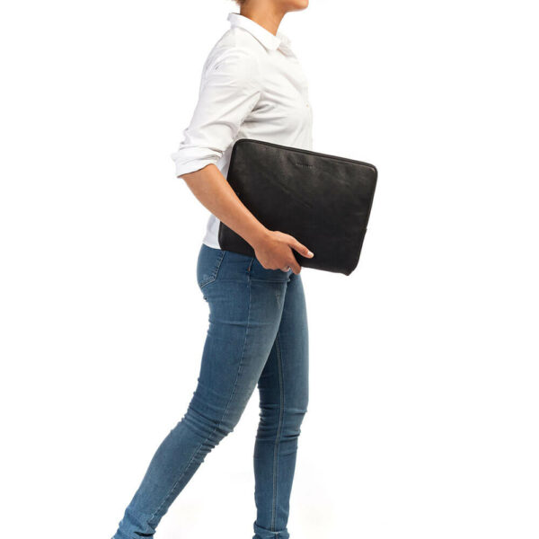 Burkely FUNDAMENTALS ANTIQUE AVERY LAPTOPSLEEVE 13.3″ 8009106.56.10_STR