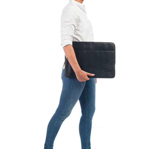 Burkely FUNDAMENTALS VINTAGE JOSH LAPTOPSLEEVE 15.6” 9009109.22.10_STR