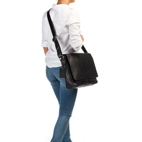 Burkely FUNDAMENTALS VINTAGE JUUL MESSENGER BAG 9007917.22.10_STR